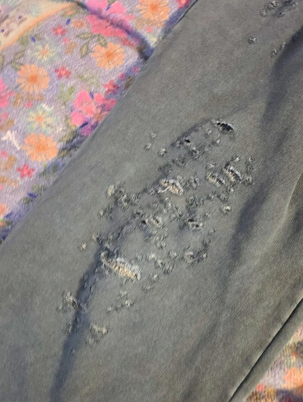 Distressed Swears Gray - Picture 5 of 6